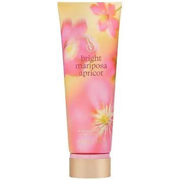 Лосьйон для тіла Victoria's Secret - Bright Mariposa Apricot Lotion Тип аромату: фруктово-квітковий. Нотки аромату: квітка маріпосу, ніжна фіалка, насичений абрикос. 0598 фото